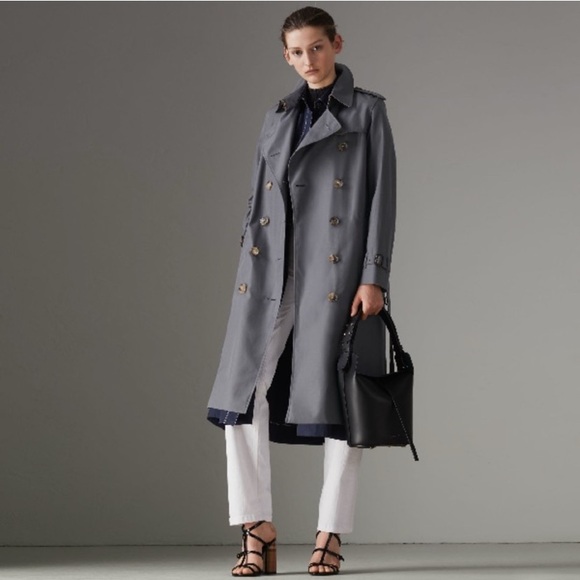 Authentic Burberry Kensington Long Check Print Lining‎ Trench Coat, Gray, 16 NWT - Picture 1 of 16